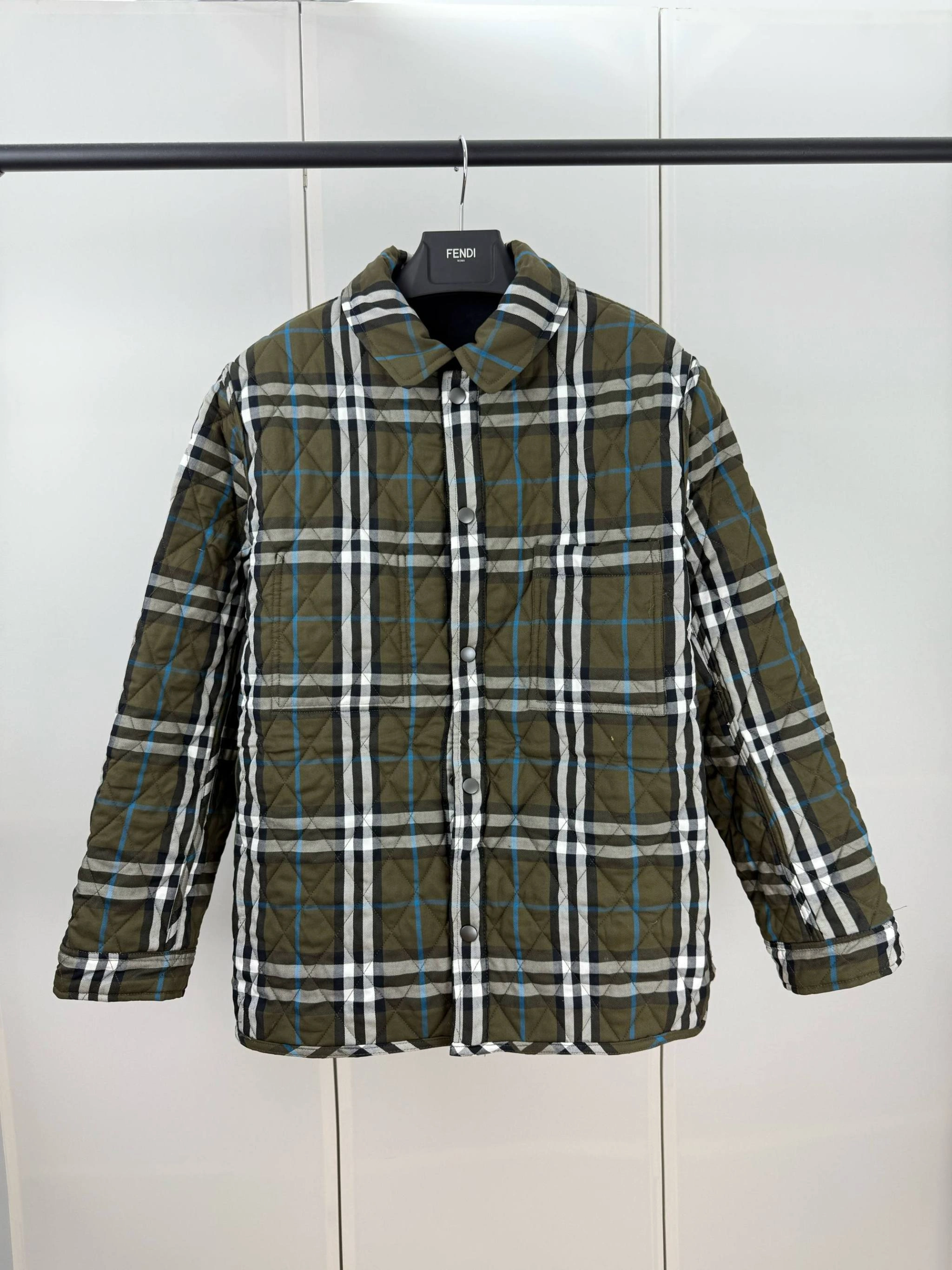wg.luxury-- 2ur25rry reversible item: E-F431J0107